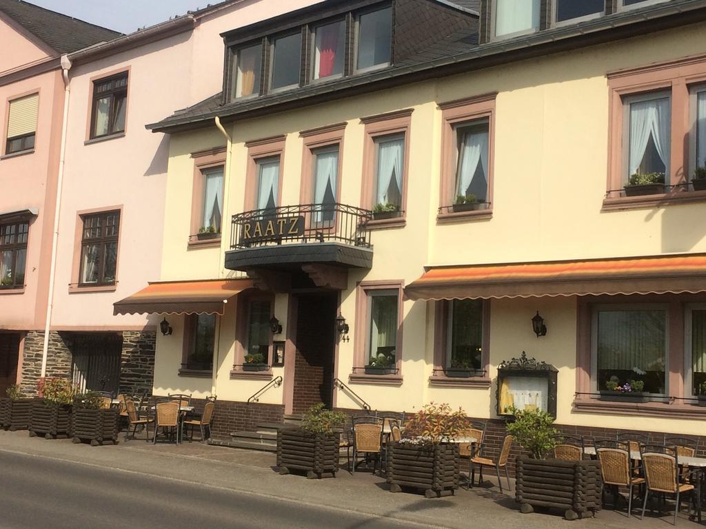 Moselhotel Lesura Lieser Buitenkant foto